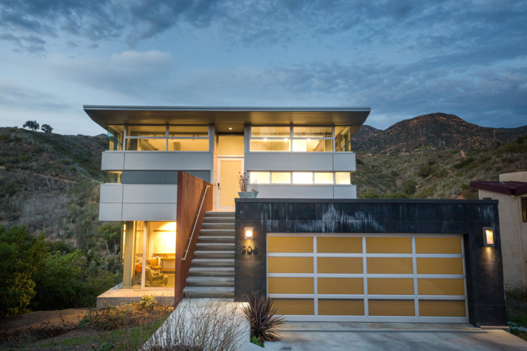 Modern Prefabricated Home (Fire Resistant) in Santa Barbara