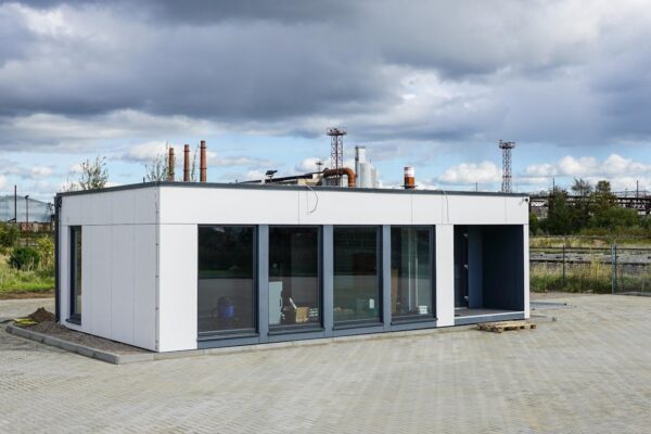 Modular Cube Storage: Customizable and Stylish Solutions